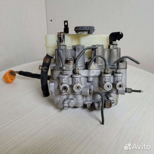 Блок ABS Honda Accord 5