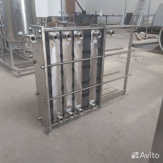 Аппарат теплообменный пластинчатый, охладитель