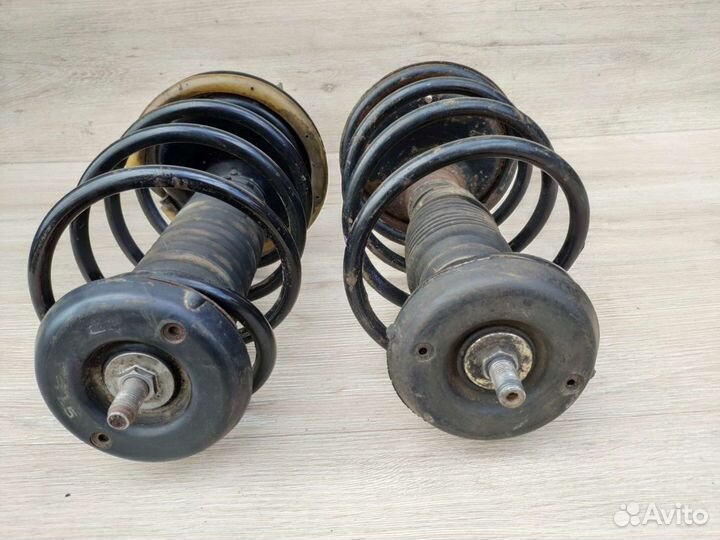 Стойка в сборе Правая Citroen C4 Peugeot 307