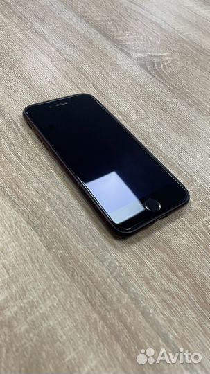 iPhone 8, 64 ГБ