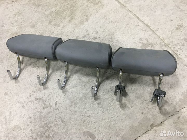 Подголовник задний Mercedes W210 (3906)