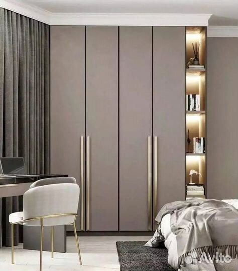 Красивый шкаф