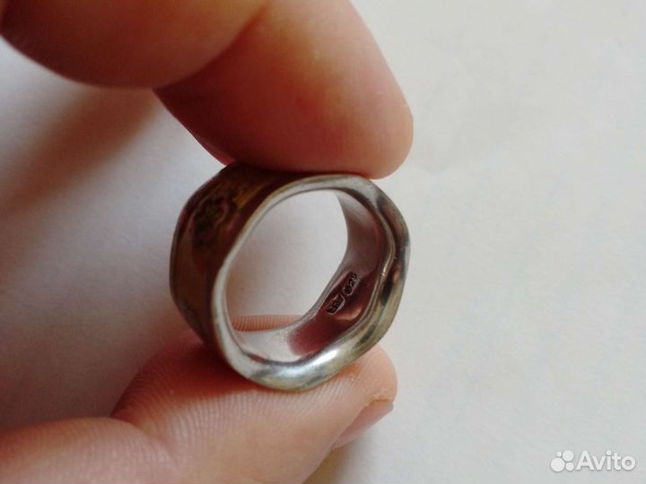Серебряное кольцо, и ещё