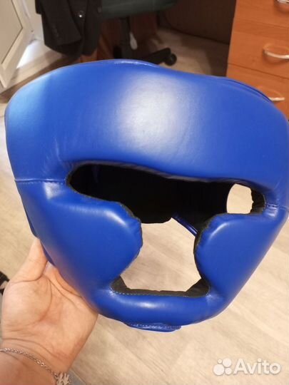 Боксерский шлем Боксерские перчатки