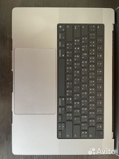 Macbook pro 16 m2 max 32gb 1tb