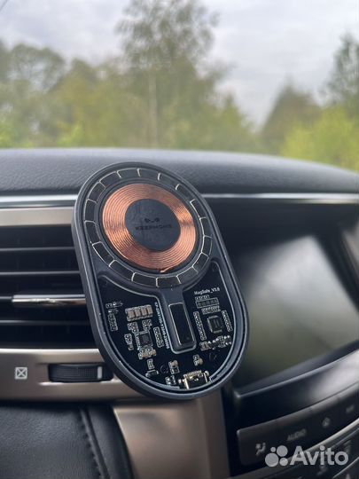 Магнитное Крепления-зарядка телефона apple