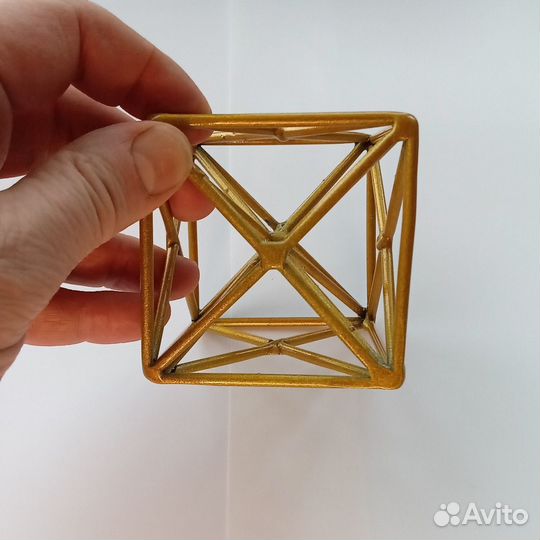 Куб Метатрона золотистый оберег