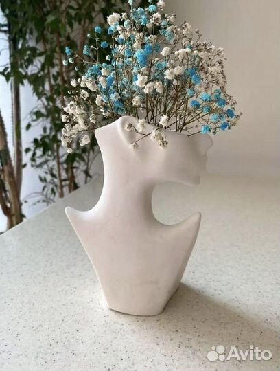 Ваза-статуэтка (кашпо гипс)