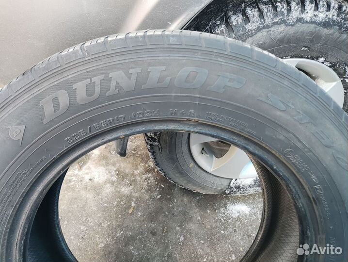 Dunlop Grandtrek ST30 225/65 R17