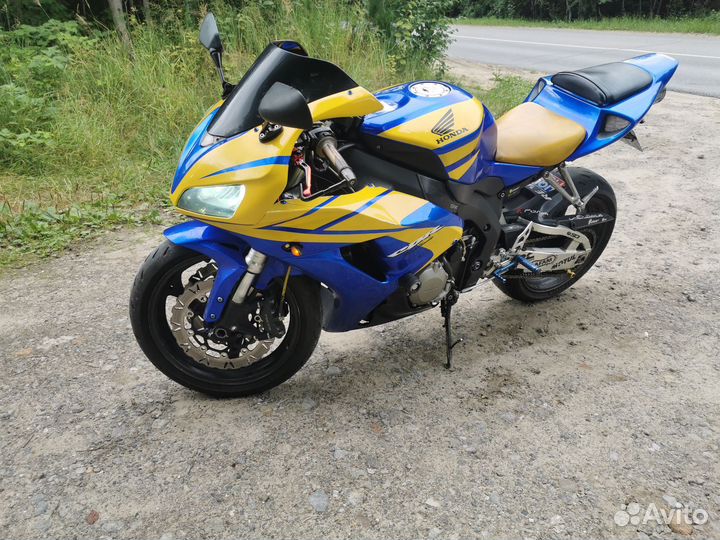 Honda CBR 1000 RR 2006