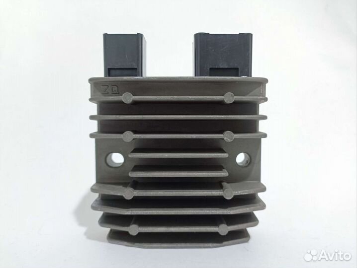 Реле зарядки регулятор Honda CBR 1000 RR