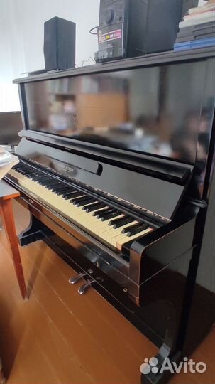 Фортепиано Красный октябрь