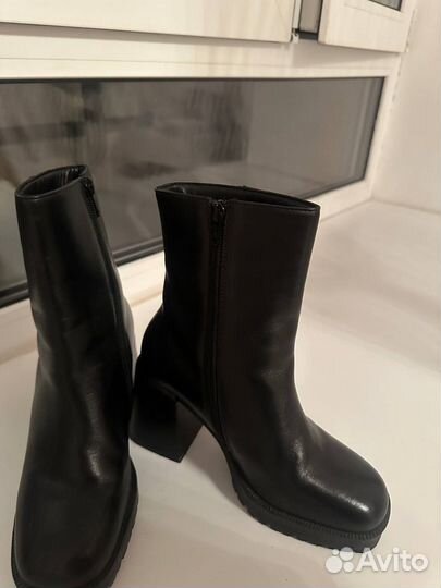 Ботинки женские 37 размер