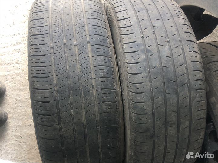 Kelly Edge A/S 215/55 R17