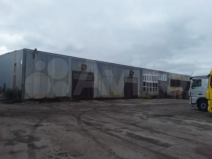 Помещение свободного назначения, 700 м²