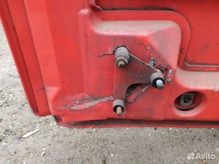 Капот iveco eurotech