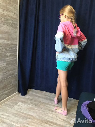 Ветровка для девочки 134