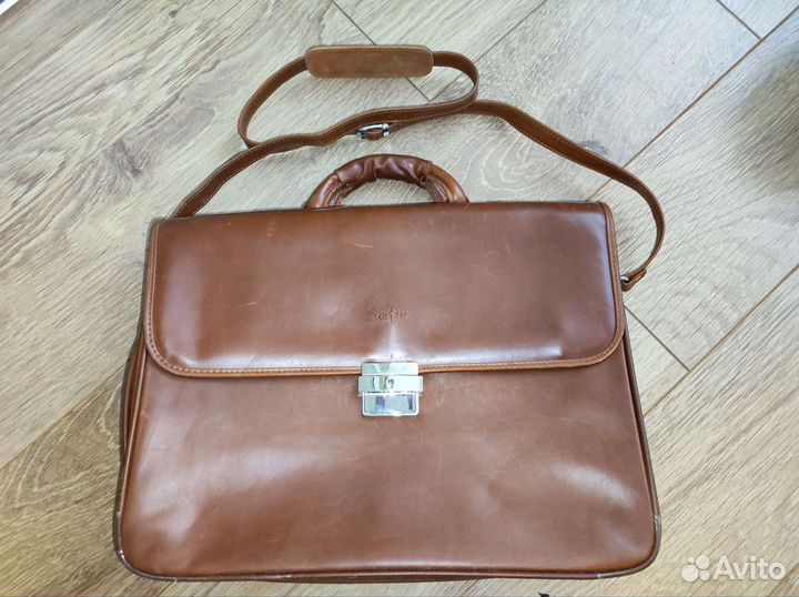 Мужской кожаный портфель