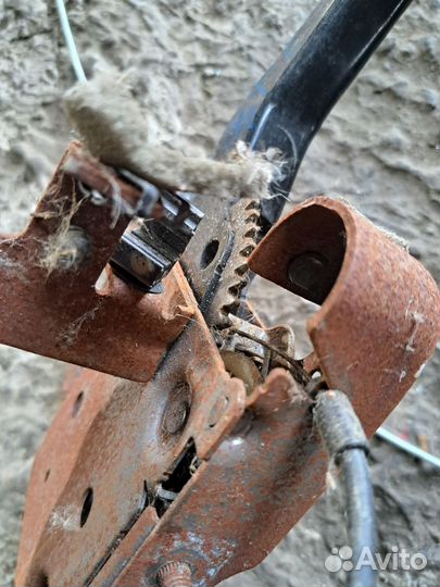 Педаль ручника Cadillac CTS