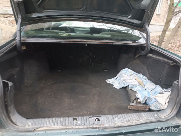 Ford Scorpio 2.0 МТ, 1990, битый, 282 867 км