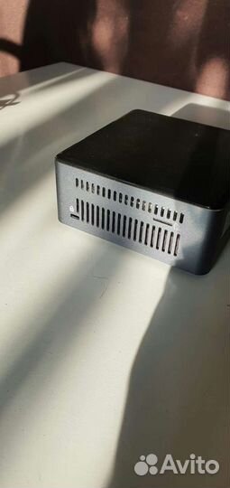 Мини компьютер Intel nuc7i5bnh i5-7260U