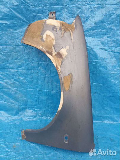 Переднее левое крыло Audi a6 c5