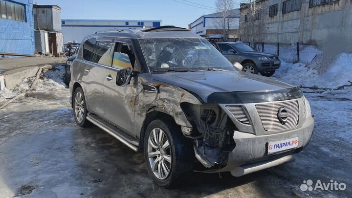 Блок электронный Nissan Patrol (Y62)