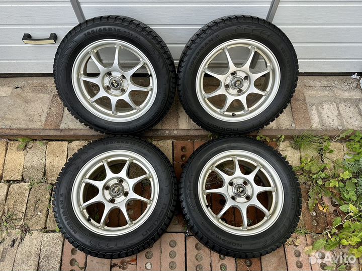 R15 Nokian Tyres Nordman 5 185/65, PCD 4x100 DIA 54.1