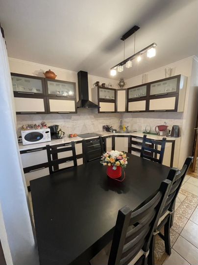 2-к. квартира, 67 м², 4/13 эт.