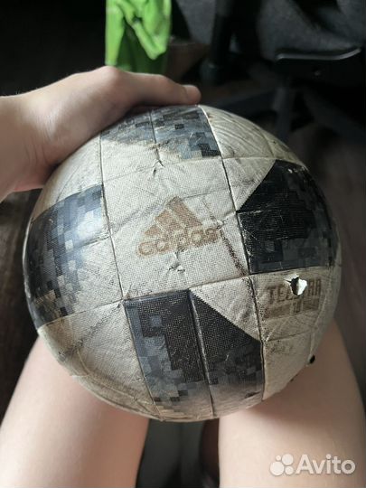 Мячи футбольные,баскетбольные