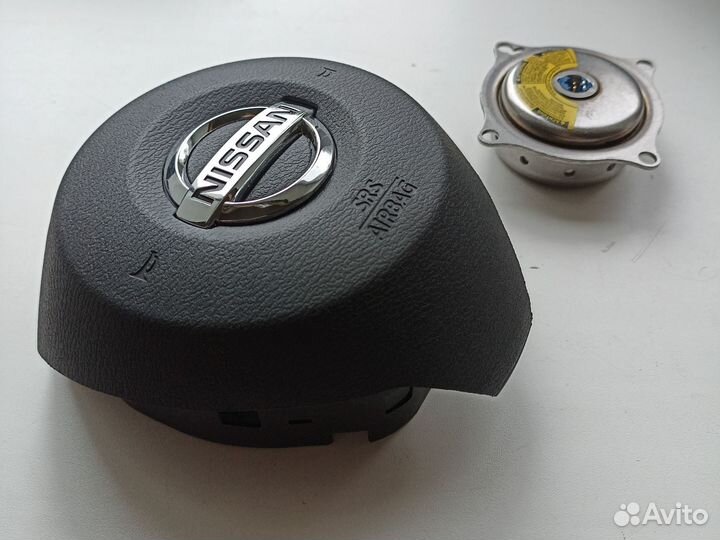 Подушка безопасности крышка + пиропатрон Nissan