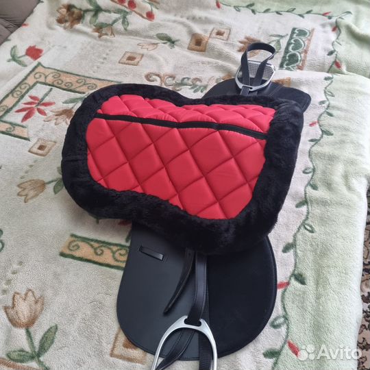Седло для лошади