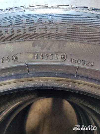 Dunlop Winter Maxx SJ8 225/65 R17