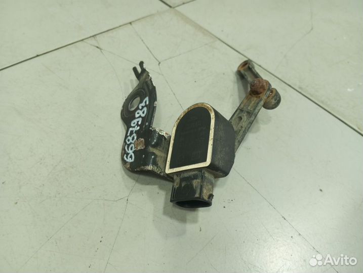 Датчик уровня подвески Mercedes W205 C