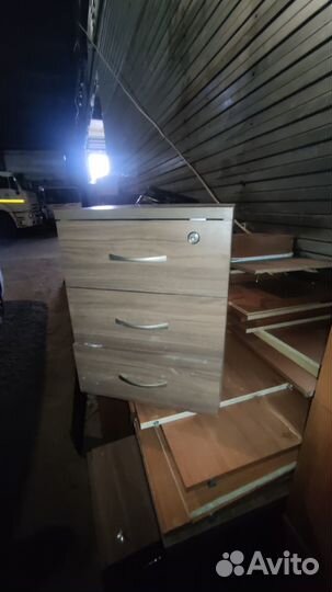 Тумба офисная с ящиками