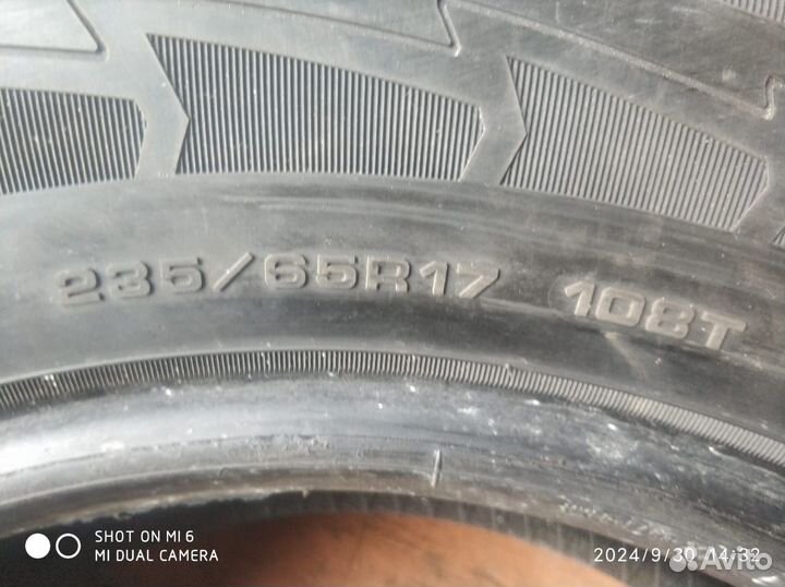 Goodyear UltraGrip Ice 235/65 R17 108T