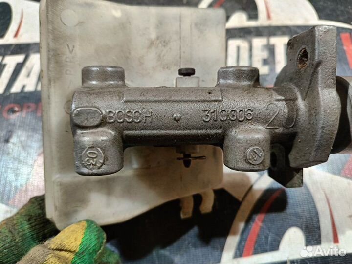 Главный тормозной цилиндр Peugeot 206 1 хэтчбек