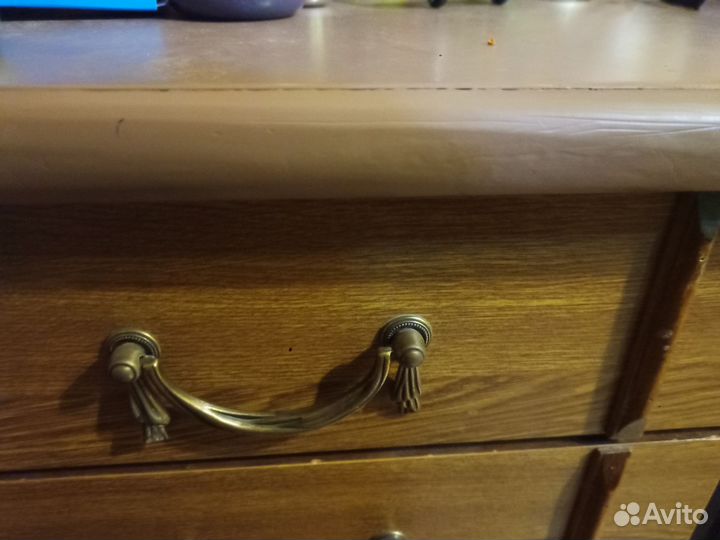 Письменный стол