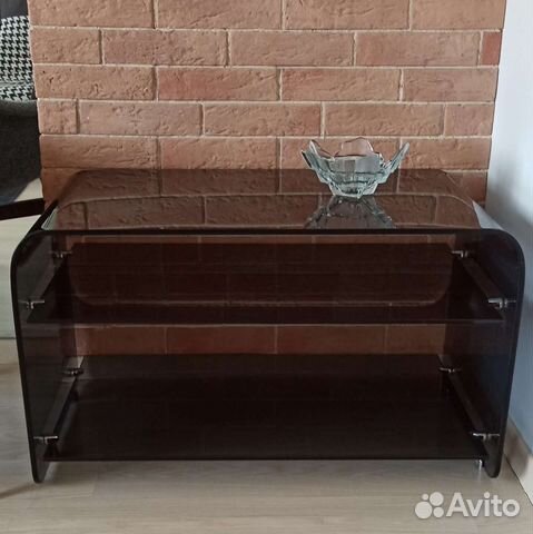 Тумба гнутое закалённое стекло Италия