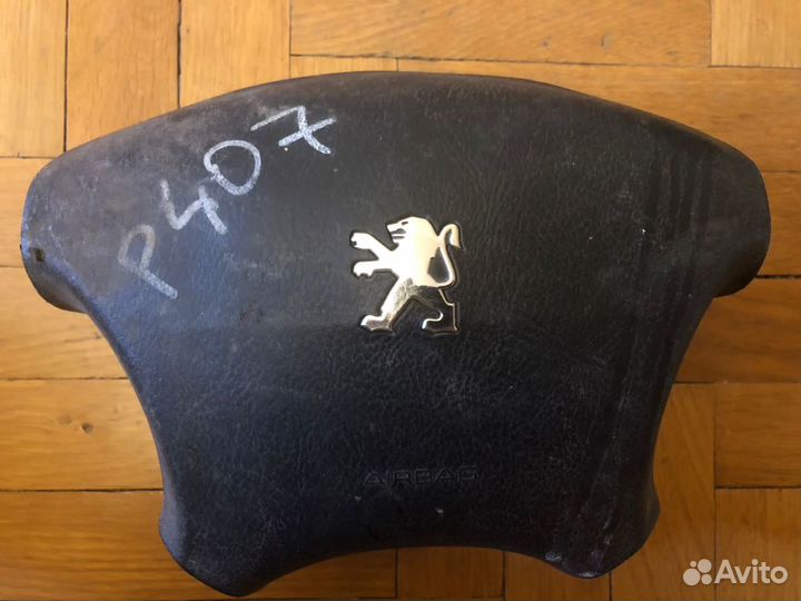 Продам подушку безопасности в руль пежо 407