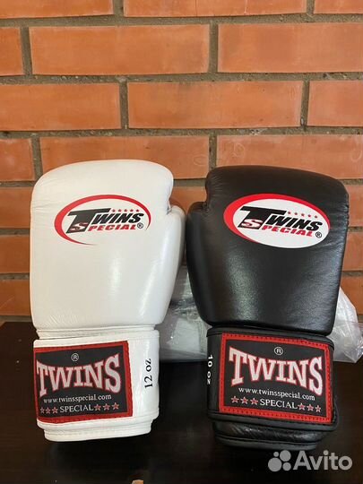Боксерские перчатки twins