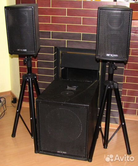 Колонки активный Саб 700-1400W 3шт R-Music Штативы