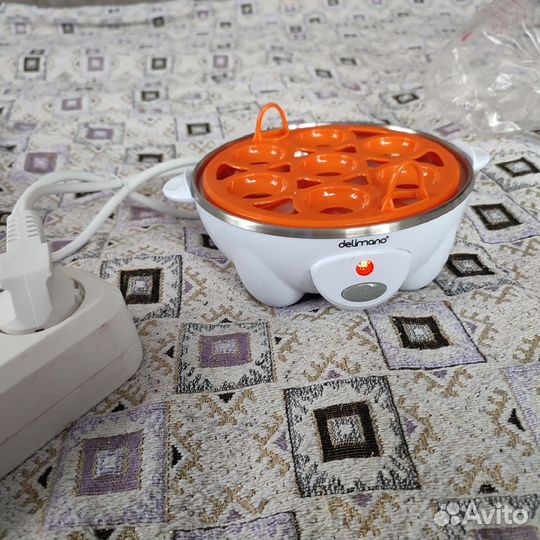 Яйцеварка новая