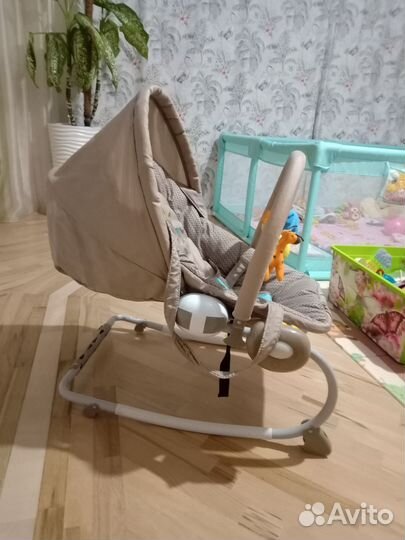 Шезлонг детский Babyton