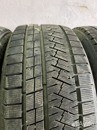 Triangle Snowlink TWT02 255/50 R19