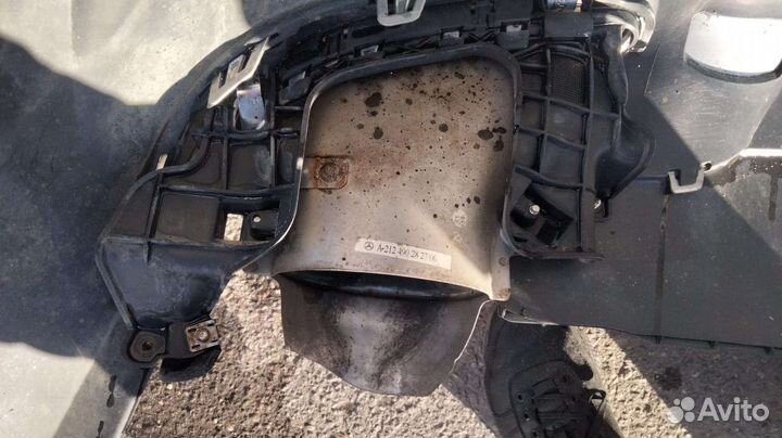 Нижняя часть бампера Мерседес