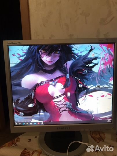 Монитор Samsung syncmaster 710n