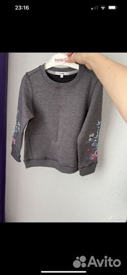 Платья и саитшоты для девочки р 104-110