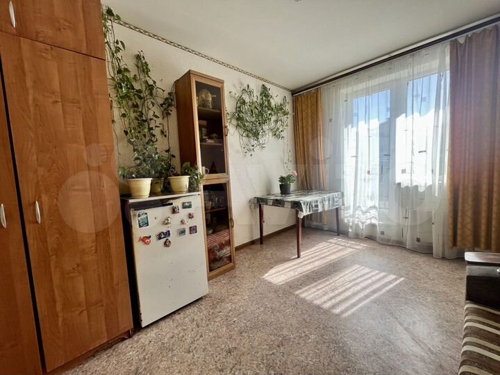 Комната 12 м² в 6-к., 2/3 эт.