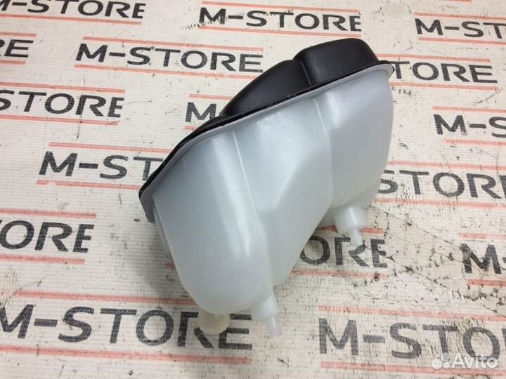 Бачок расширительный Mercedes-Benz E-Class W211